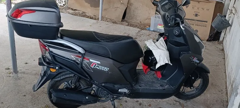 Продается Скутер 170 QMOTO 5
