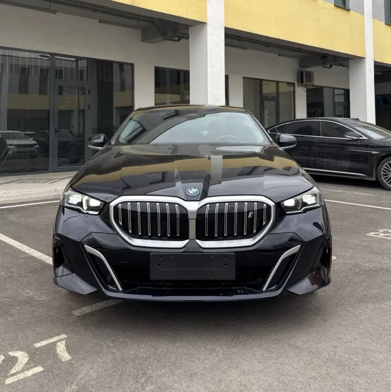 BMW i5 35L eDrive 2025 йил