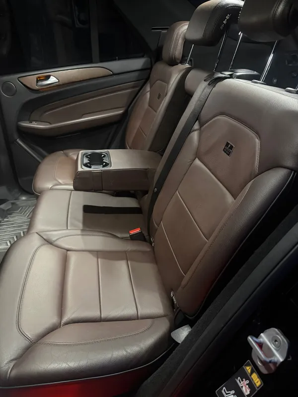 Mercedes benz ML 350 brabus 6 Mercedes benz ML 350 brabus 6