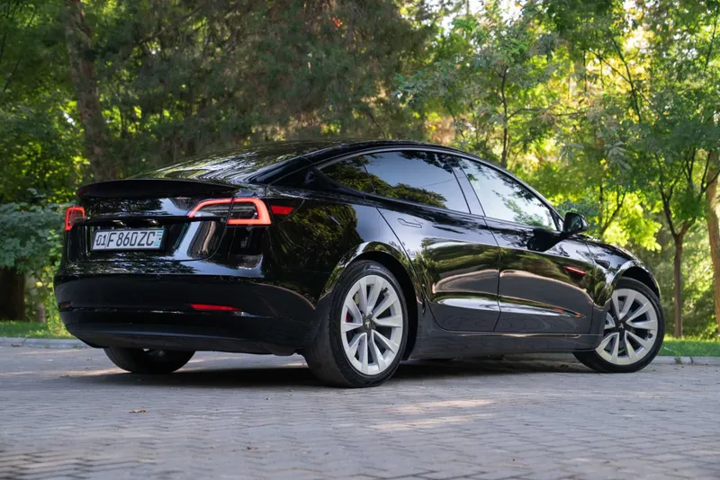 Tesla Model 3 Performance 2021 4 Tesla Model 3 Performance 2021 4