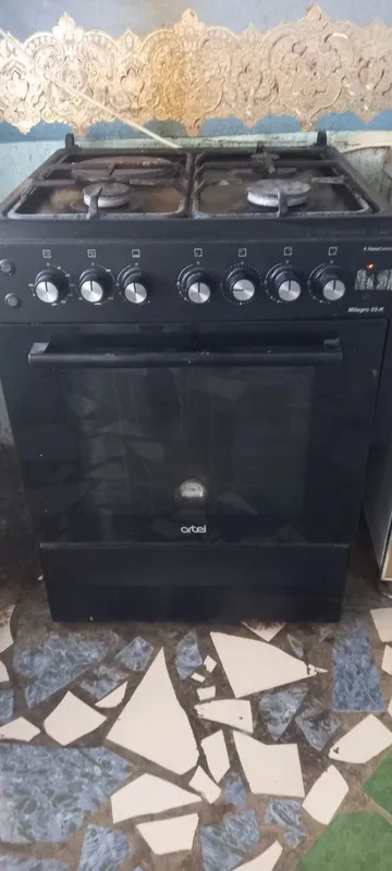 Gaz plita sotaman ( Artel ) Gaz plita sotaman ( Artel )
