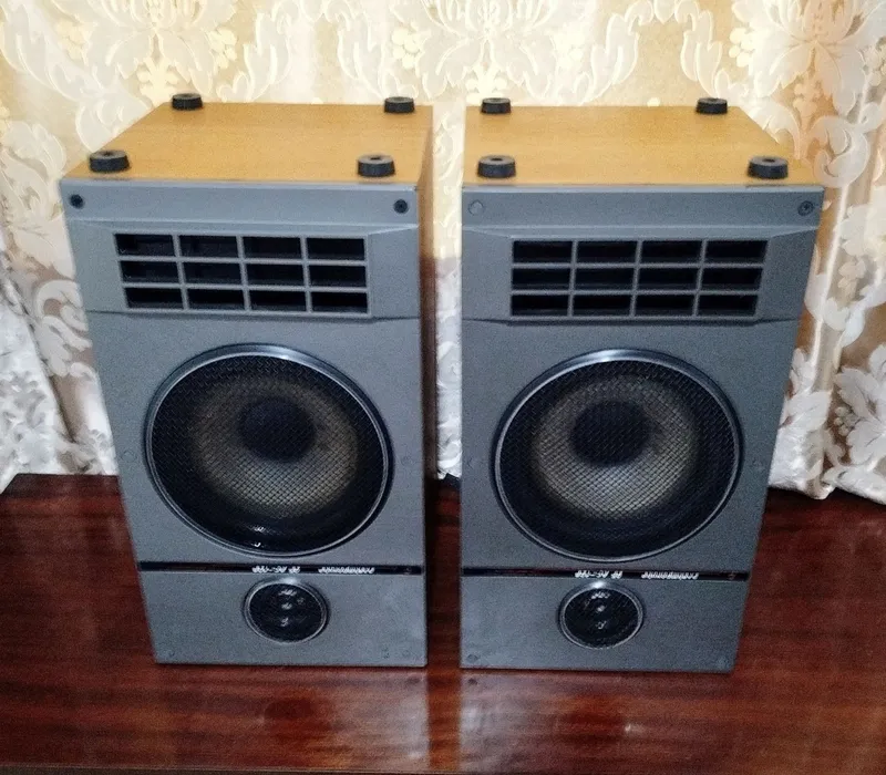 Продаются Elektronika 25 AC 3
