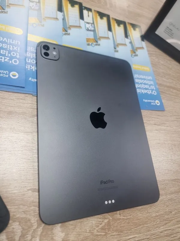 iPad Pro 11-inch (M4) 2