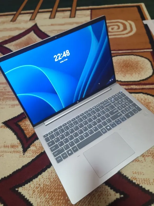 Noutbuk hp core i5 ultra 8/512 — фото 2