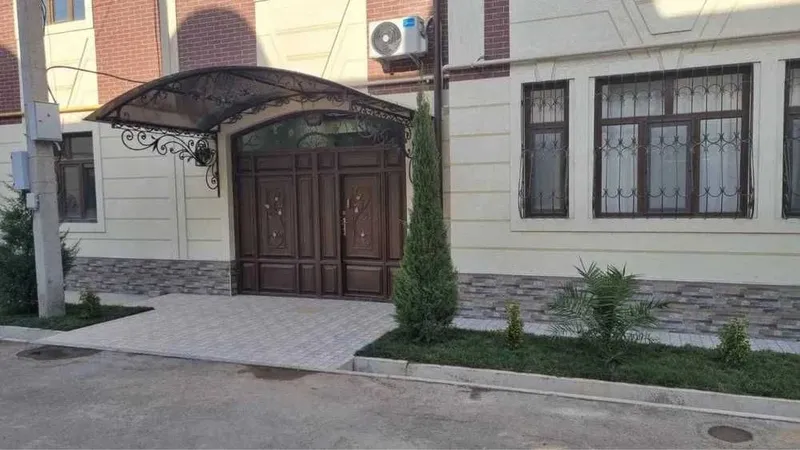 Сдаётся дом по Никитина в Мирзо-Улугбекском районе хорошая Неоклассика Сдаётся дом по Никитина в Мирзо-Улугбекском районе хорошая Неоклассика
