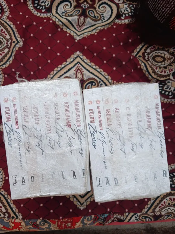Jadidlar kitobi 1tasini  ichida 8dona kitob bor 2