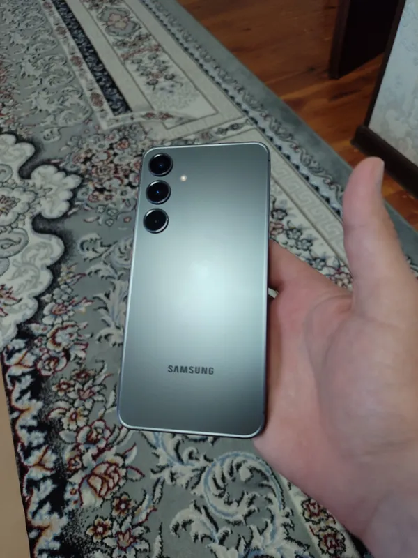 Samsung Galaxy S24+ 12/256 новый 1 Samsung Galaxy S24+ 12/256 новый 1