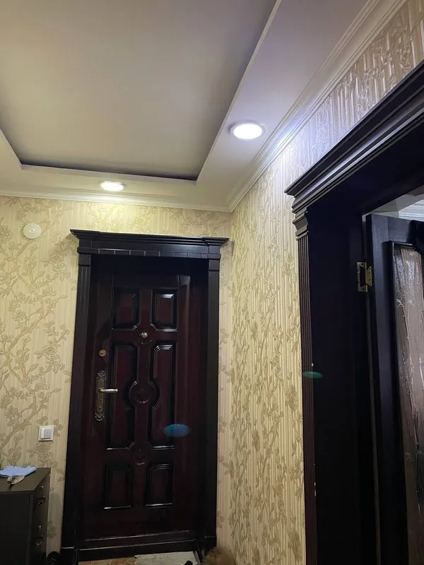 3х КВ,1й этаж Чиланзар ,ул Наккашлык дом 18,кирпич