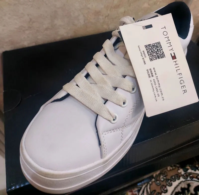Продажа мужской обуви Tommy Hilfiger — фото 1