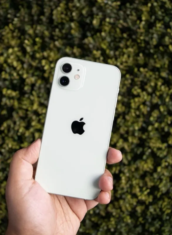 Iphone 12 sotiladi Iphone 12 sotiladi
