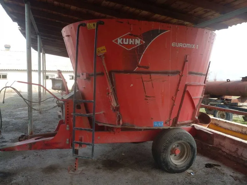 Продаётся кормораздатчик KUHN Euromix