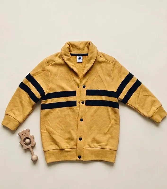 Стильный кардиган Petit Bateau в морском стиле
