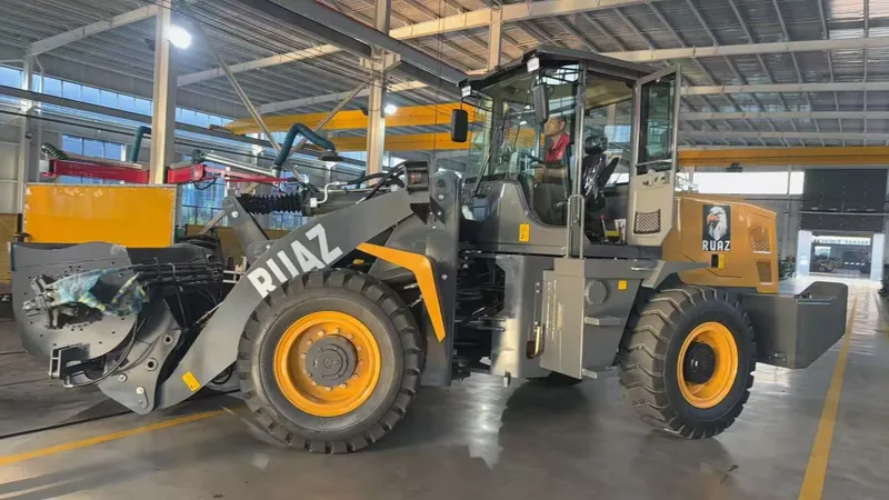 Погрузчик 1,8m3 26000$ 2 Погрузчик 1,8m3 26000$ 2