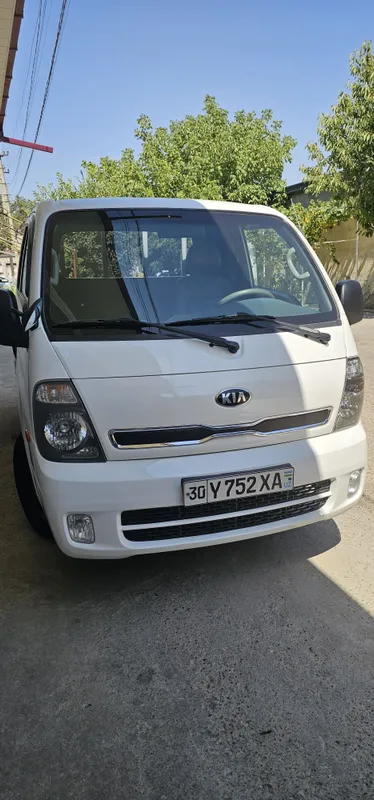 Автомобиль Кия Бонго сотилади 2 Автомобиль Кия Бонго сотилади 2