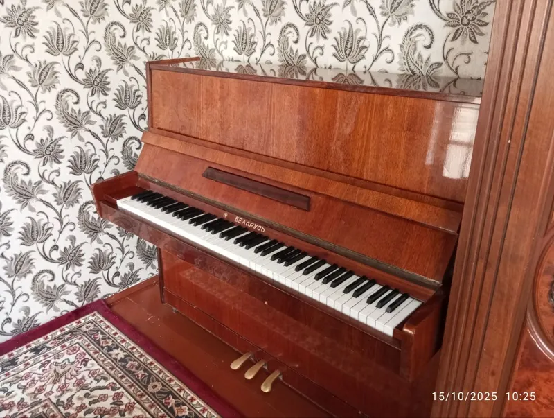 Belarus pianino musiqa cholgʻusi