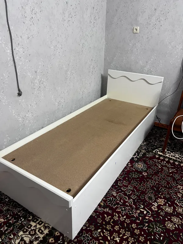 Yotoqxona krovati 1 kishilik 2 dona
