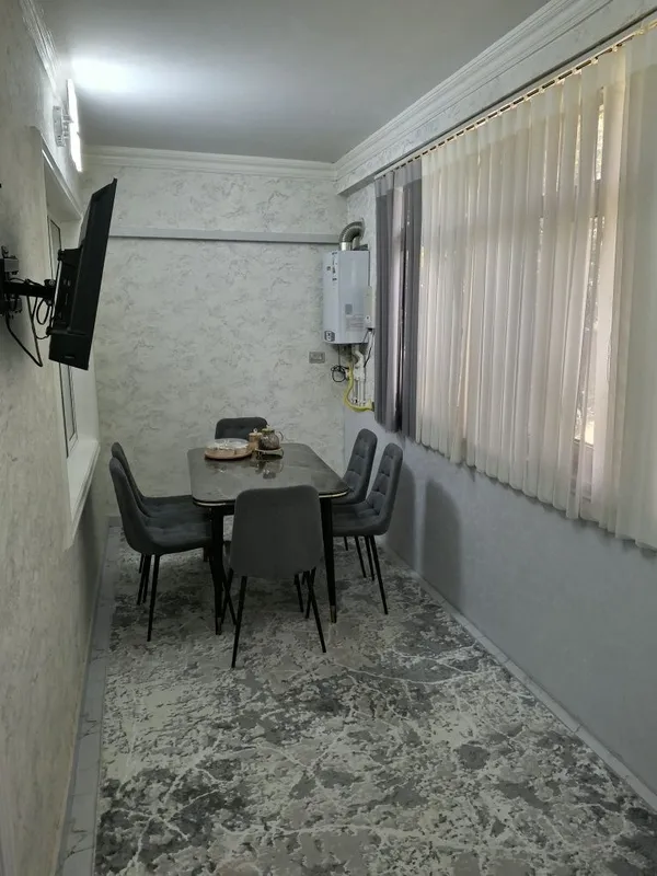 Продаётся 3х ком. квартира 77 серия в городе Янгиюль. 5