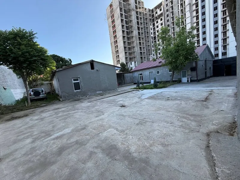 Продажа участка Бадамзар под бизнес и жилья 7 соток 22 метра фасад — фото 1
