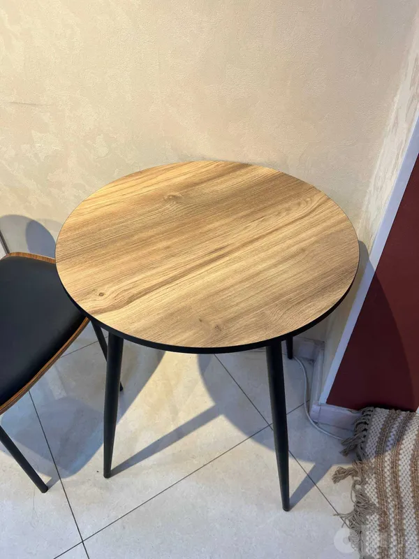 Kafe uchun deyarli yangi mebellar 2 Kafe uchun deyarli yangi mebellar 2