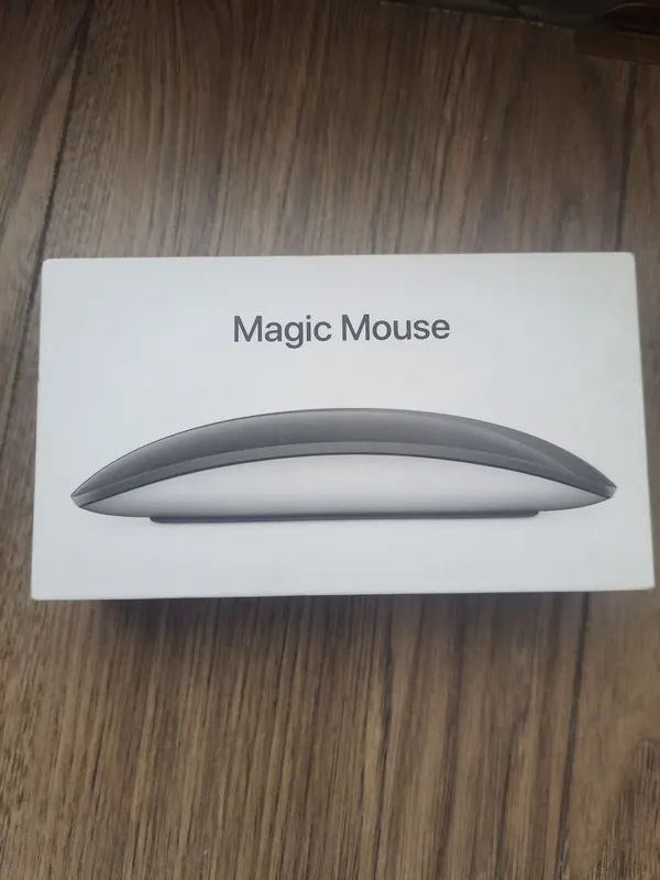 Apple Magic Mouse 3 black lighting 1