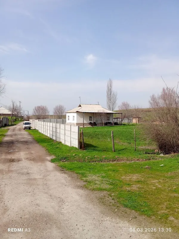 Hovli uy toshkent viloyati 20 sotix