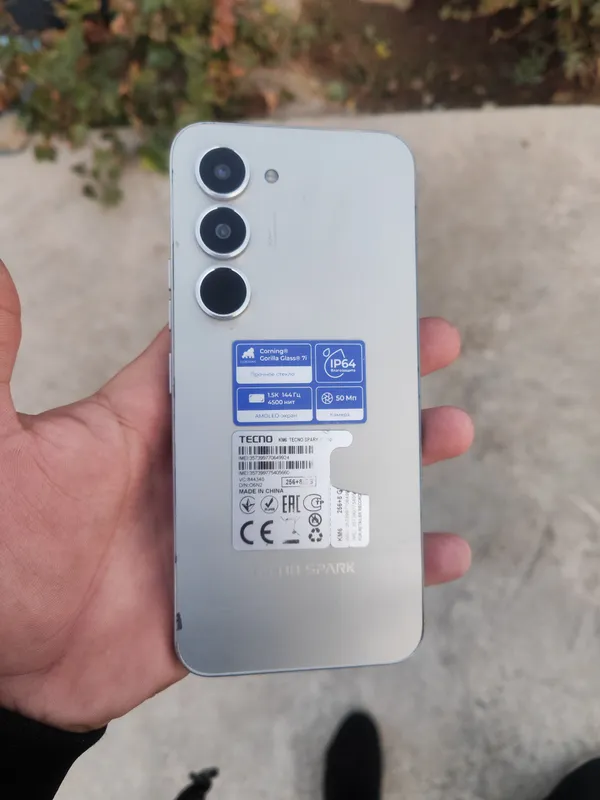 Tecno 40 pro 8+8/256 2