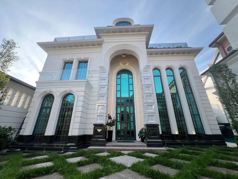 Продаётся Новый Евродом 5.5 соток центр Луначарского, Мирзо Улугбек 1 Продаётся Новый Евродом 5.5 соток центр Луначарского, Мирзо Улугбек 1