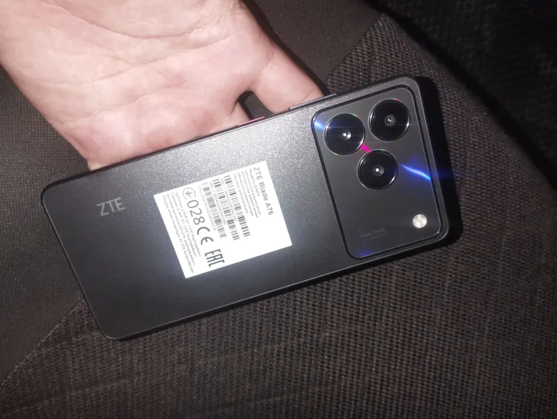 ZTE blade a76 4+8/128gb 2