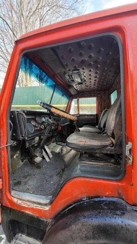 Kamaz sotiladi holati yaxshi ishi yoq tayyor 4