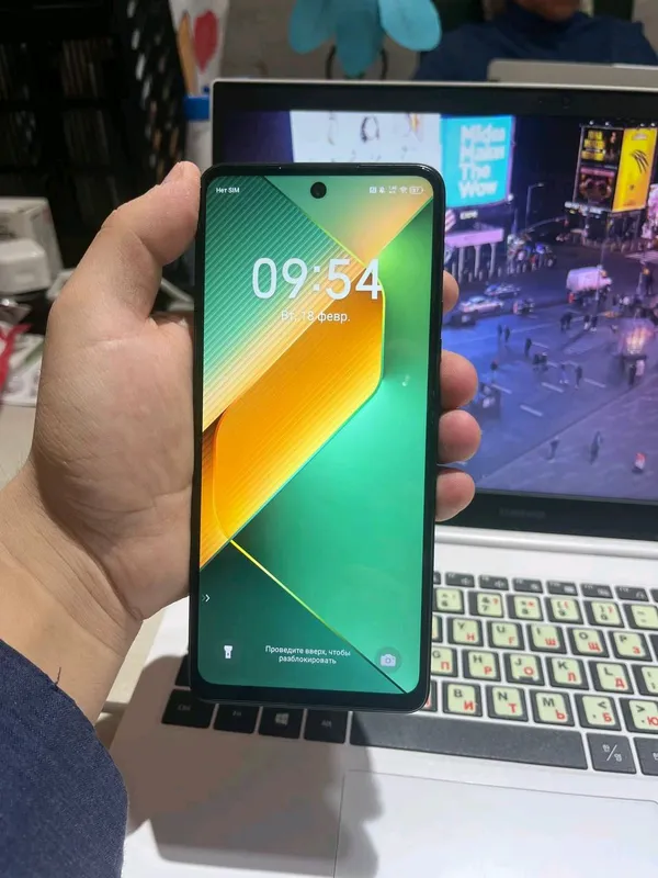 Tecno Pova 6 neo 8+8/128 ГБ PUBG Call of Duty 2
