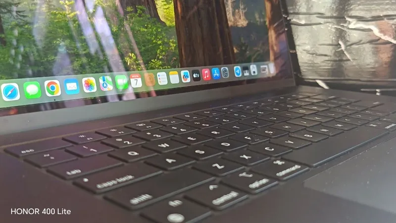 MacBook Pro 16" M3 Max sotaman 2
