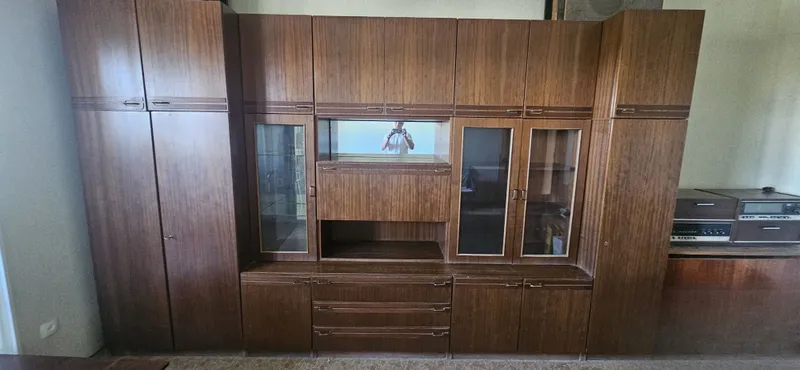 Mehmonxona uchun mebel devori sotiladi 1 Mehmonxona uchun mebel devori sotiladi 1