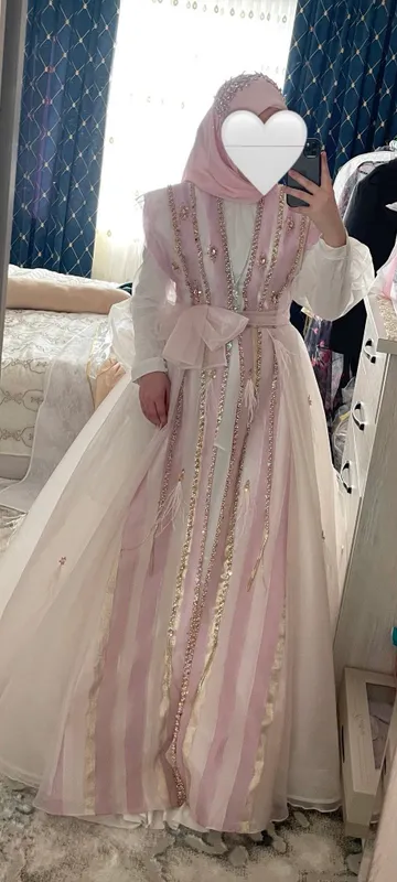 Ансамбль от «OZODA SHOWROOM”