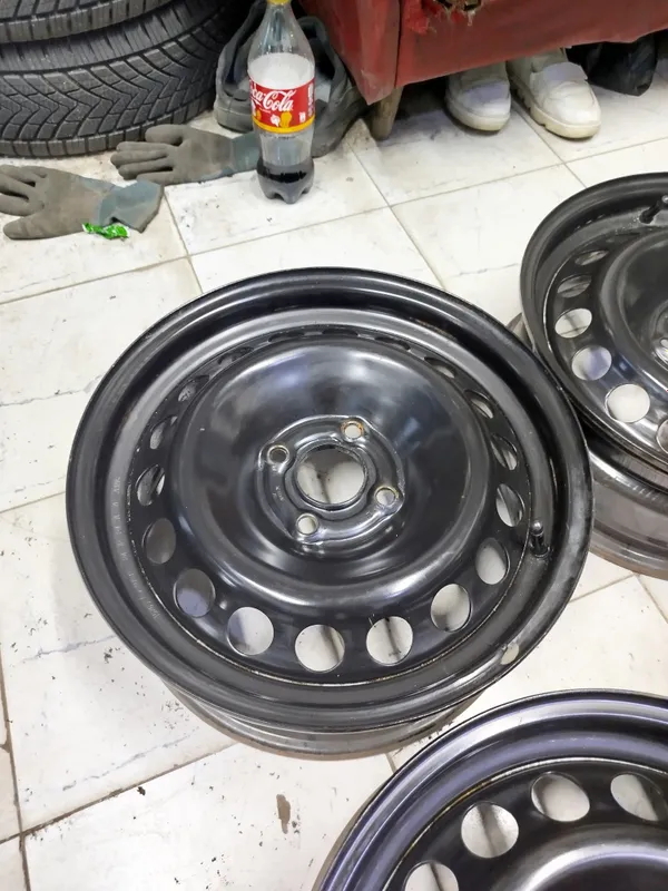 Srochno Kobolt R14 diskalar sotiladi. 3 Srochno Kobolt R14 diskalar sotiladi. 3