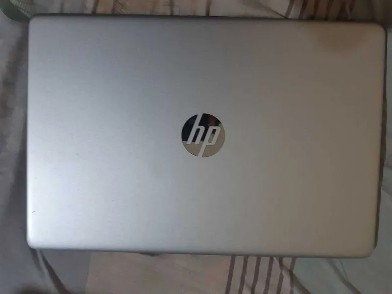 hp laptop a15 noutbuki chiroyli dizayin va chidamli korpusga ega. — фото 2