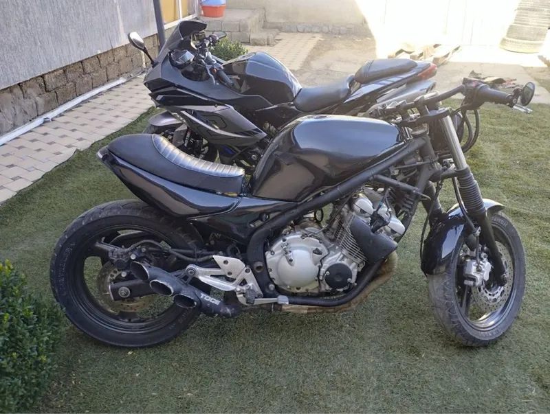Продам мотоцикл Yamaha HJ600 — фото 4