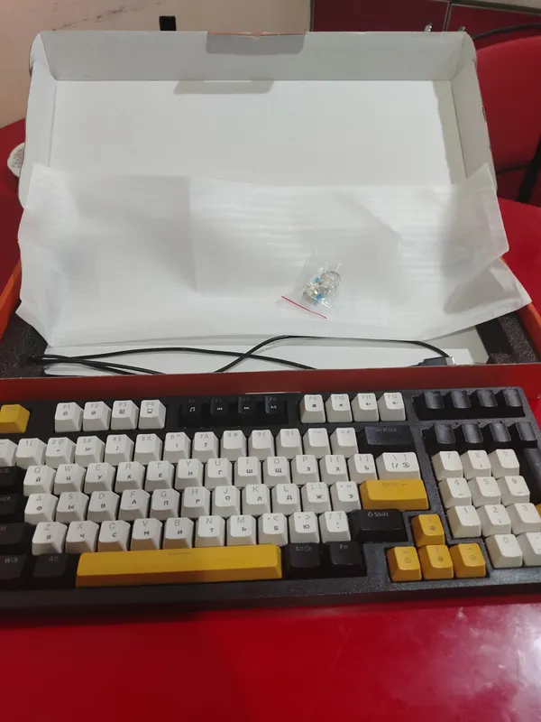 Механическая клавиатура K-98 с RGB-подсветкой. 3 Механическая клавиатура K-98 с RGB-подсветкой. 3
