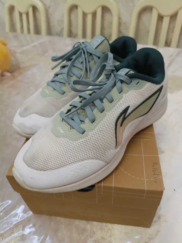 Li-ning krossovkalari, light cloud modeli 5