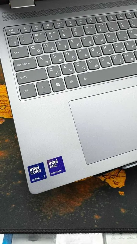 Noutbuk Lenovo Yoga 7/Intelcore Ultra 7/1TB/Sensor Ekran 4 Noutbuk Lenovo Yoga 7/Intelcore Ultra 7/1TB/Sensor Ekran 4
