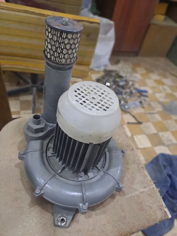 Продаётся советский газовый насос. 2