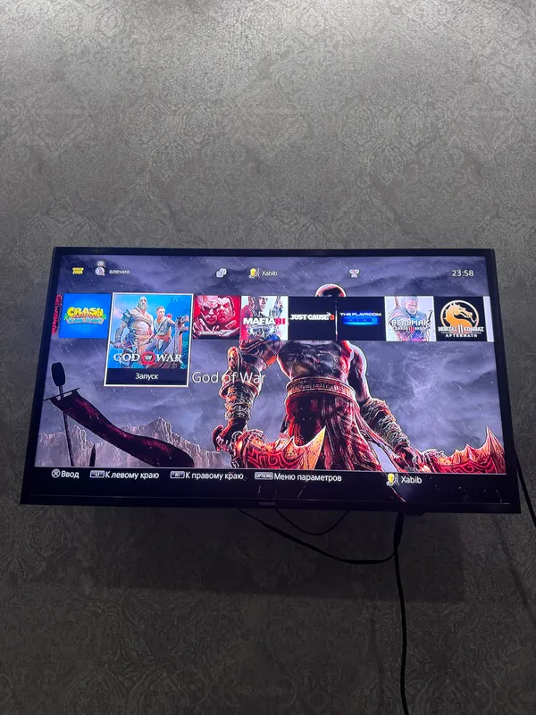 Продается Playstation 4 slim 1 tb — фото 1