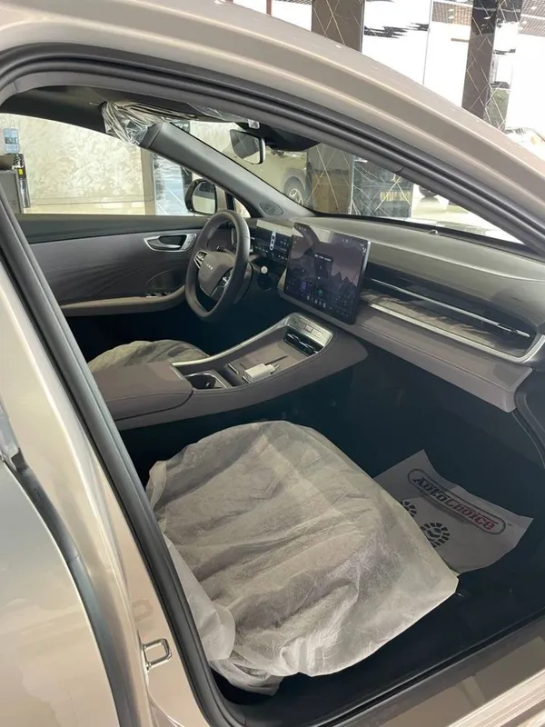 Roewe 07 full gibrid — фото 1