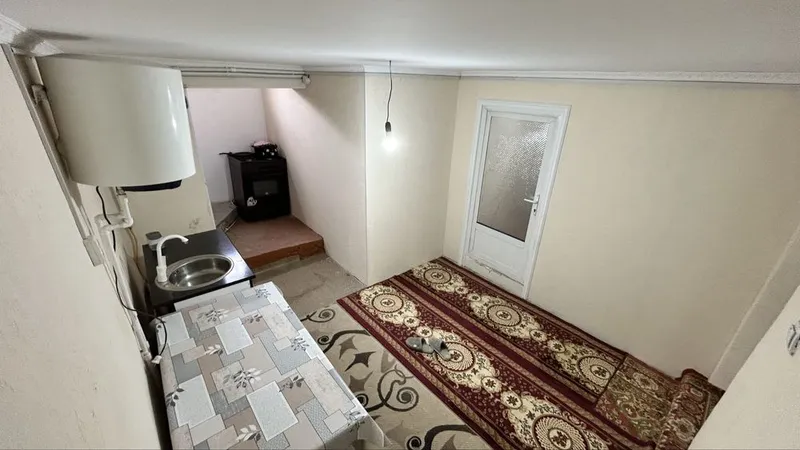 Дом в аренду для девушек (двор/ховли) 2 Дом в аренду для девушек (двор/ховли) 2