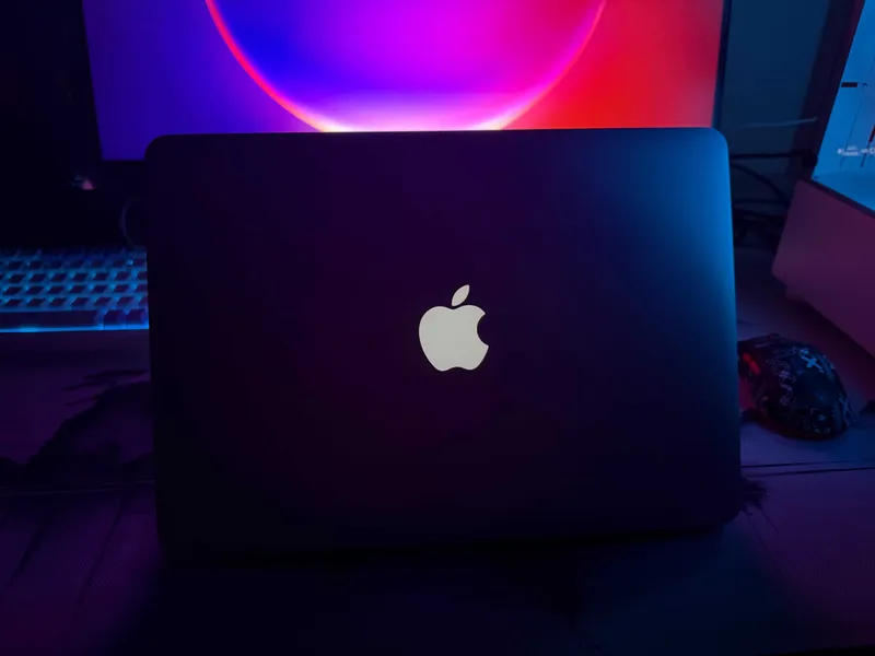 Macbook air | core i5 1