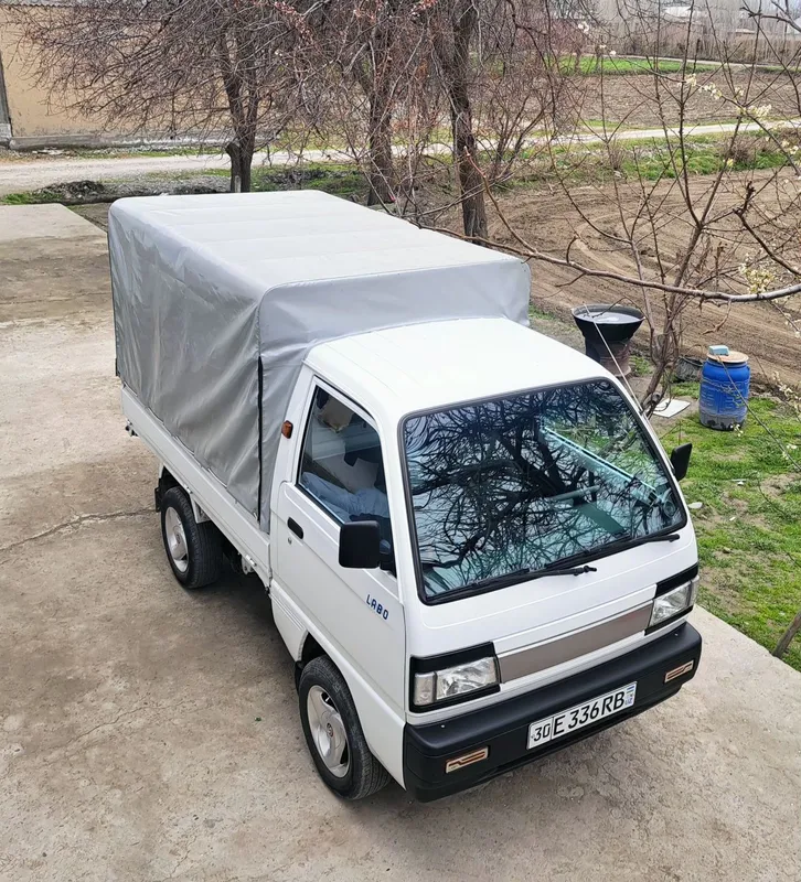 Labo uchun yig‘ma tent sotiladi xolati ideal koreyski 700 gramlik tent