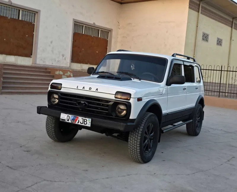Niva 2131 Sotiladi 5 Eshikli 1 Niva 2131 Sotiladi 5 Eshikli 1