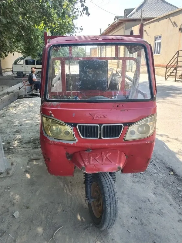 Benzinli moto sotiladi 1 Benzinli moto sotiladi 1