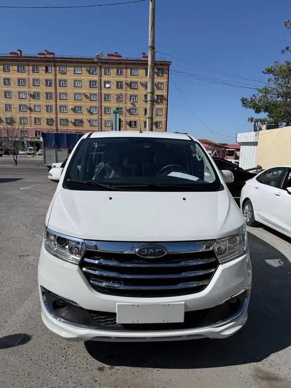 Jac M3 Luxe Muddatli tolovga!
