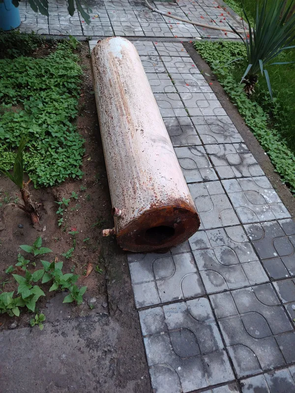 Титан уй ва хаммом учун.
