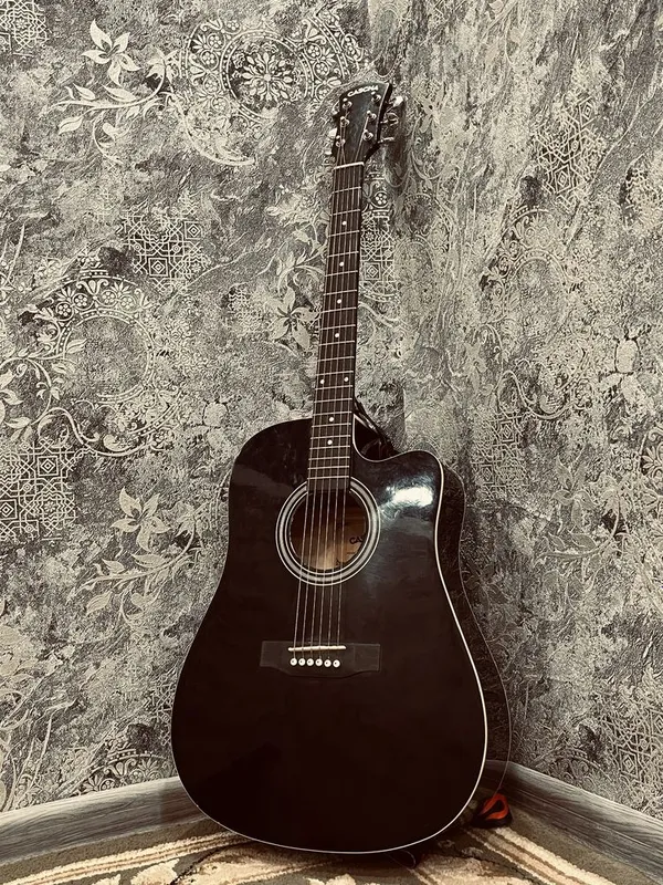 Gitara razmer 41 akustika Gitara razmer 41 akustika